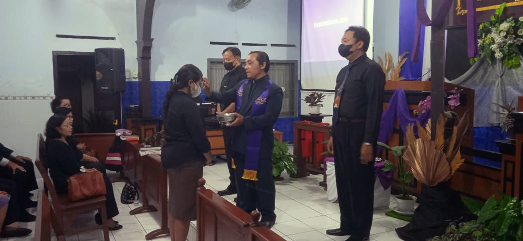 gallery warta, Ibadah Rabu Abu tahun 2023 di GKJ Baki Pepanthan Kingkang, gereja kristen jawa, gkj, gkj baki, gereja kristen jawa baki, baki, sukoharjo, gkj klasis sukoharjo, klasis sukoharjo, klasis, sinode gkj, sinode 